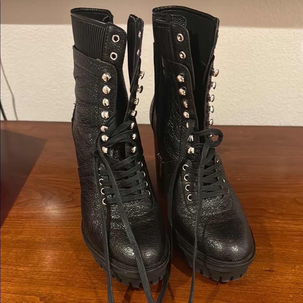 Vince Camaro black leather combat-style Women's Boots